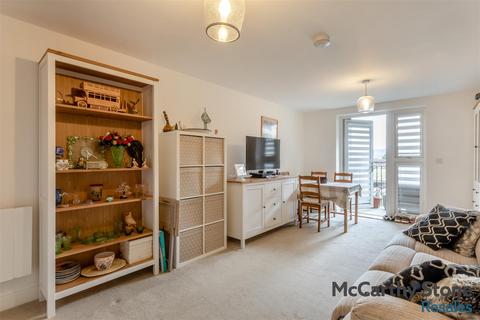 1 bedroom apartment for sale, Hindhead Knoll, Walnut Tree, Milton Keynes
