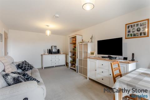 1 bedroom apartment for sale, Hindhead Knoll, Walnut Tree, Milton Keynes
