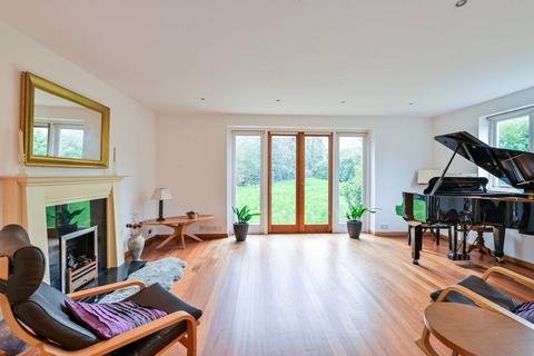 undefined, Frank Dixon Close, Dulwich Village, London, SE21