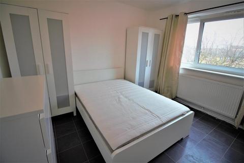 1 bedroom flat to rent, London, London E3
