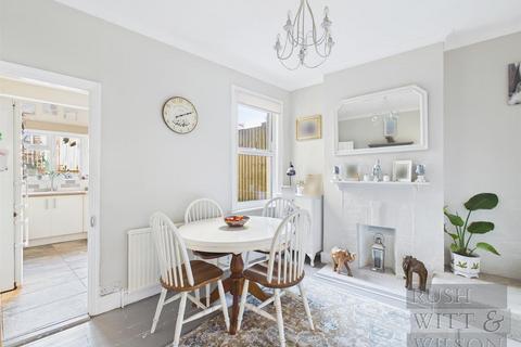 2 bedroom end of terrace house for sale, Greville Road, Hastings