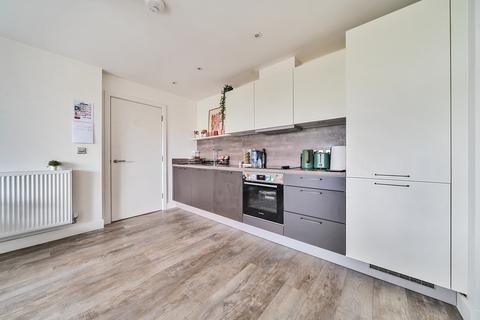 2 bedroom apartment for sale, George Street, Ashford