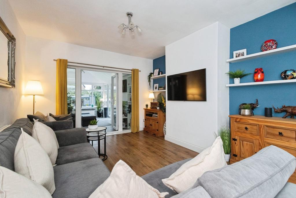 Pbox-IMG.jpg