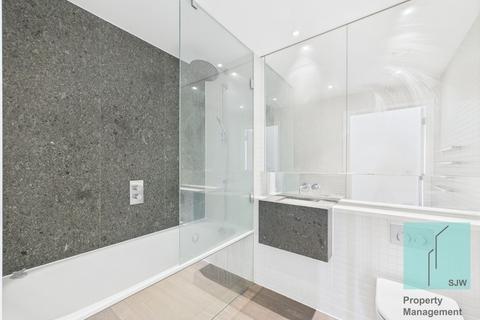 3 bedroom flat to rent, Cutter Lane, London SE10