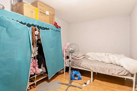 4 bedroom maisonette for sale, Sutherland Place, Luton, LU1
