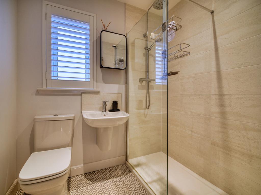 Ensuite