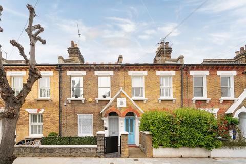 Eversleigh Road, Shaftesbury Estate, London, SW11