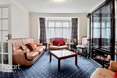 5 bedroom semi-detached house for sale, Aprey Gardens, NW4