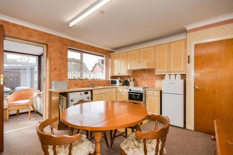 2 bedroom semi-detached bungalow for sale, Glenwood Crescent, Chapeltown, Sheffield