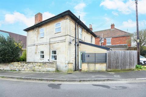 1 bedroom flat for sale, Wingfield Road, Trowbridge