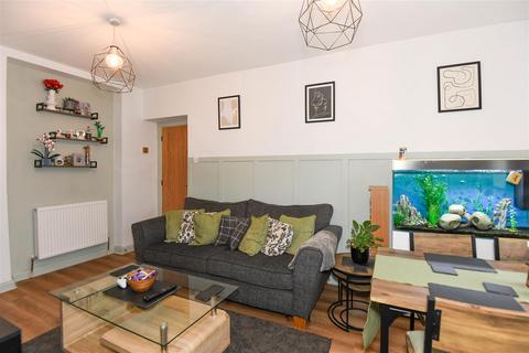 1 bedroom flat for sale, Wingfield Road, Trowbridge