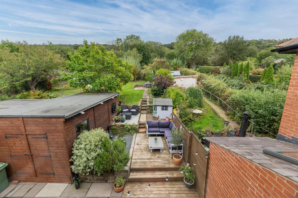 Rear Garden &amp; Outlook