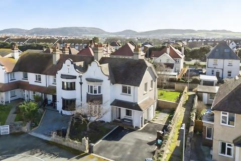 4 bedroom end of terrace house for sale, 14 Gogarth Road, Llandudno, Conwy LL30 2AP