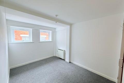 1 bedroom flat to rent, Trivett Square, Nottingham, NG1