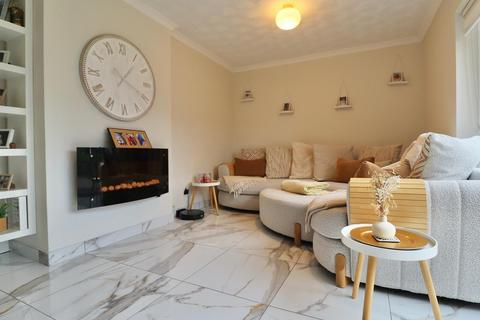 undefined, Woolacombe Avenue, Llanrumney, Cardiff