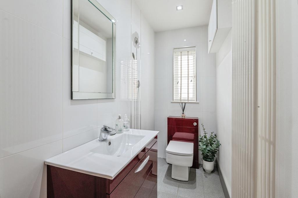 Ground Floor Wc