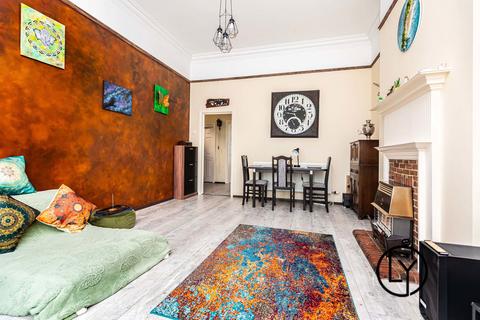 1 bedroom ground floor flat for sale, Christchurch Road, Bournemouth BH1