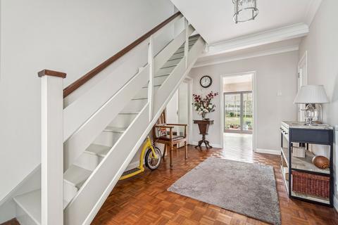 5 bedroom detached house for sale, Dove Park, Chorleywood, WD3