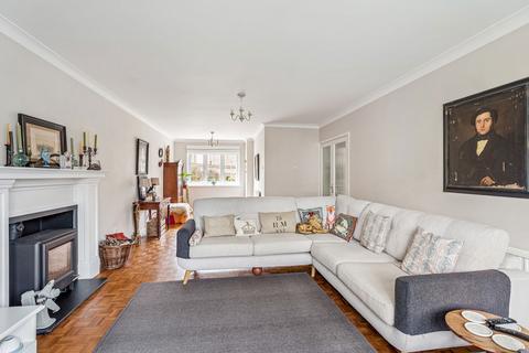 5 bedroom detached house for sale, Dove Park, Chorleywood, WD3