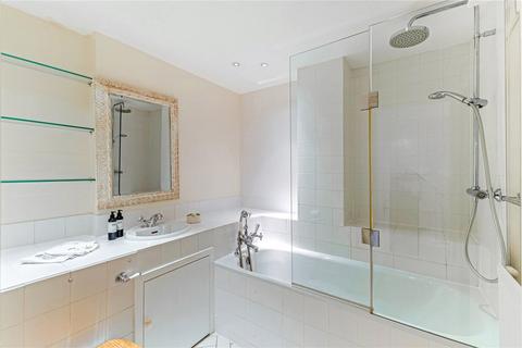 Studio to rent, Chipstead Street, London, SW6