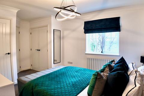 3 bedroom detached house for sale, Field Close, Pontllanfraith, NP12