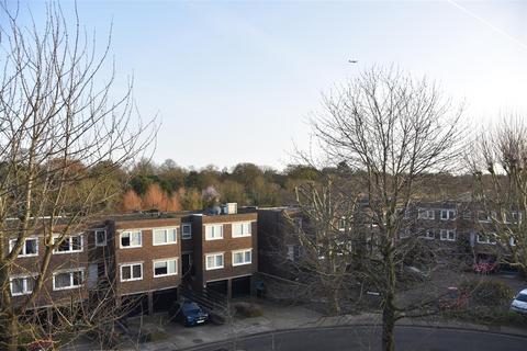 1 bedroom flat for sale, Otho Court, Brentford Dock, Brentford