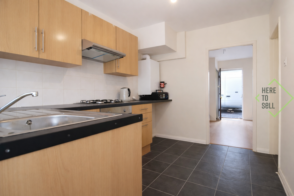 Firs Park Gardens, N21 - Kitchen2