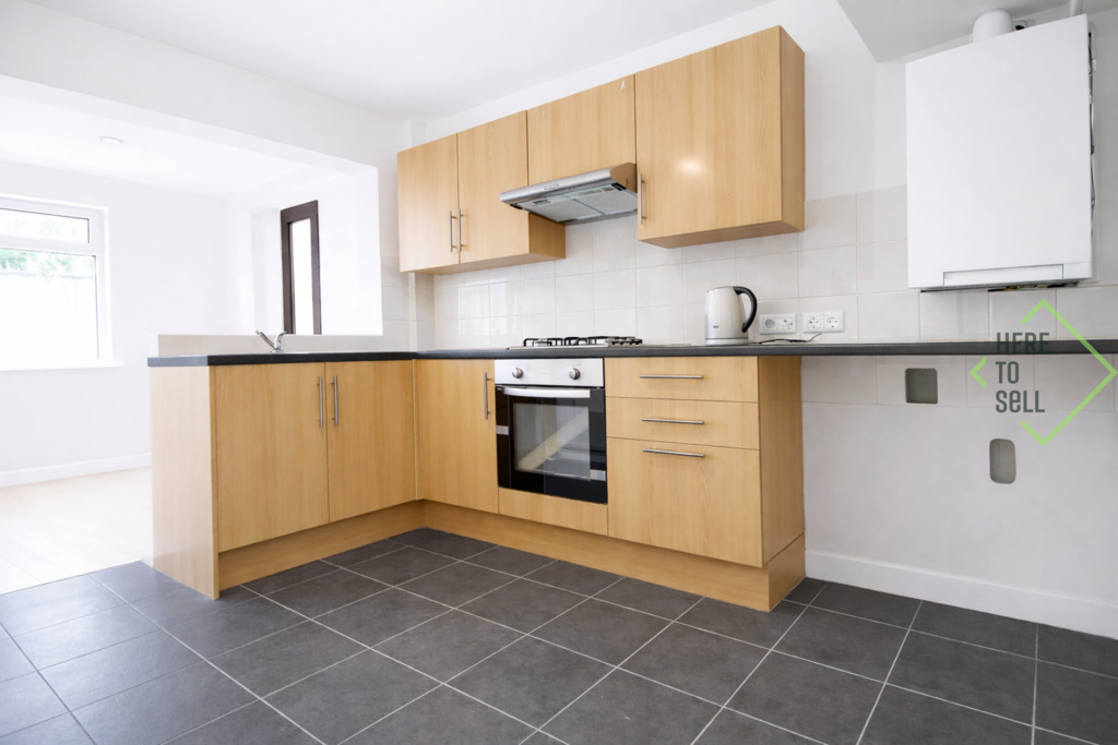 Firs Park Gardens, N21 - Kitchen