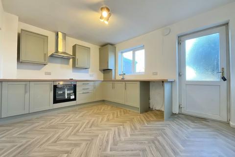2 bedroom terraced house for sale, Elm Road, Southport PR8
