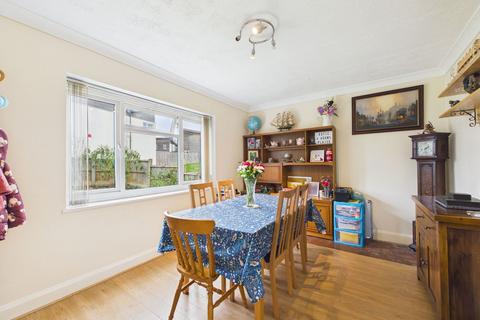 3 bedroom semi-detached house for sale, Turreff Avenue, Telford TF2