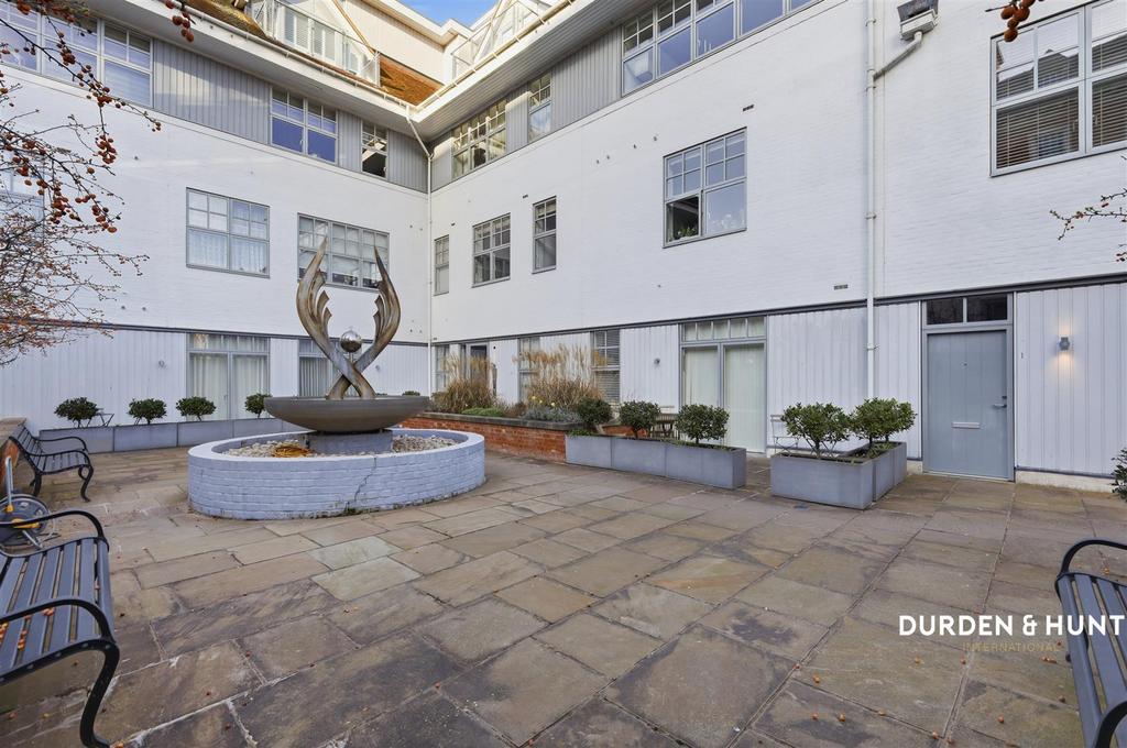 Angels Courtyard