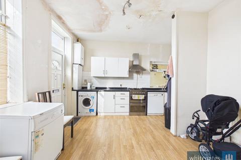 undefined, Fearnsides Street, Bradford, West Yorkshire, BD8