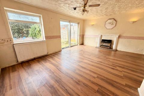 3 bedroom semi-detached house for sale, Lancaster Road, Brierley Hill DY5