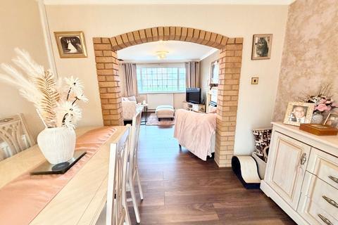 2 bedroom semi-detached house for sale, Derwent Close, Brierley Hill DY5