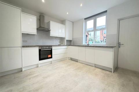 2 bedroom terraced house to rent, Dundonald Road, Didsbury, Manchester, M20