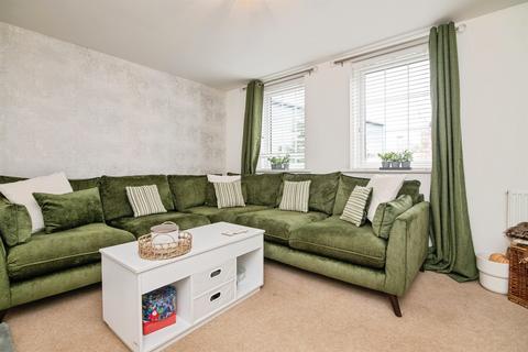3 bedroom semi-detached house for sale, Richard Bradley Way, Tipton