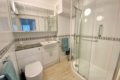 1 bedroom flat for sale, Blackberry Lane, Halesowen B63