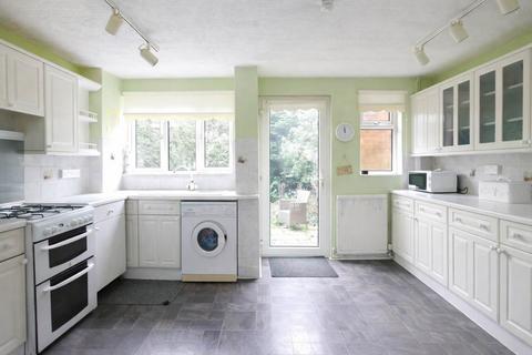 undefined, Knolles Crescent, Welham Green