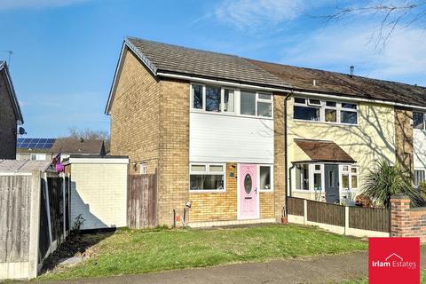 2 bedroom end of terrace house for sale - Morillon Road, Irlam, M44