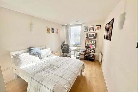 2 bedroom flat for sale, 287 Clapham Road, London