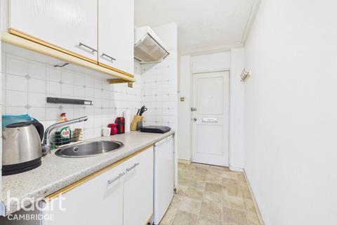 undefined, Manhattan Drive, Cambridge
