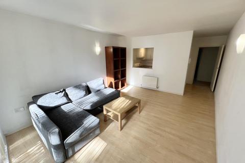 2 bedroom flat for sale, Clapham Road, London