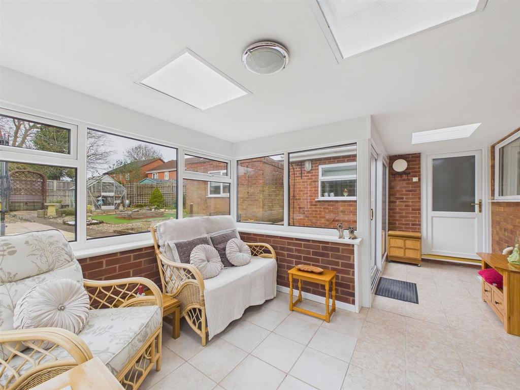 Sunroom2.jpg