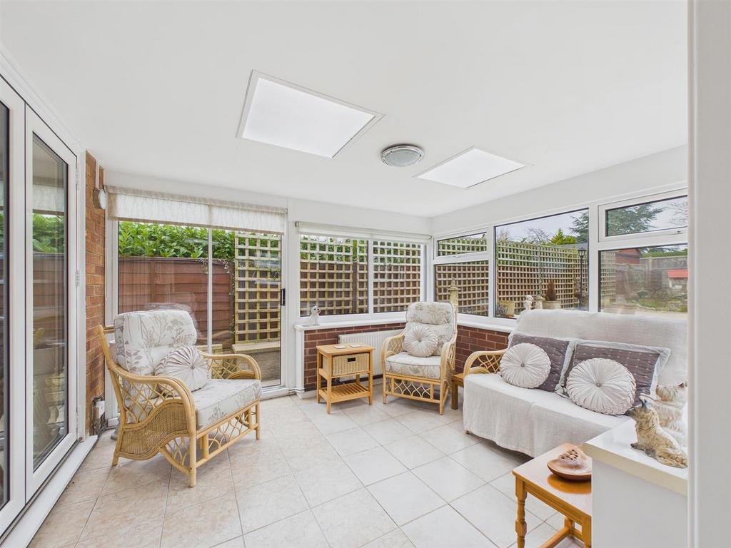 Sunroom1.jpg