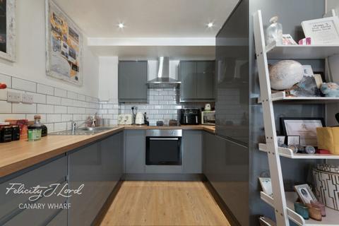 1 bedroom flat for sale, Roffey Street, London