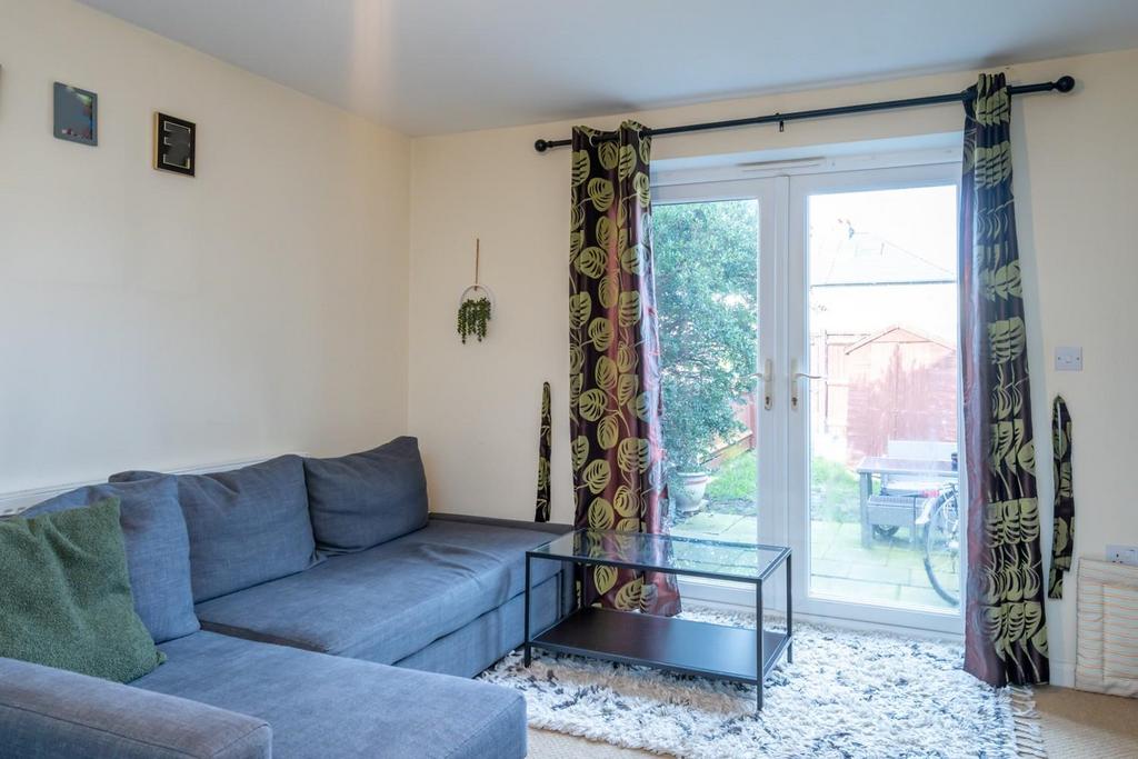 Lounge Area.jpg