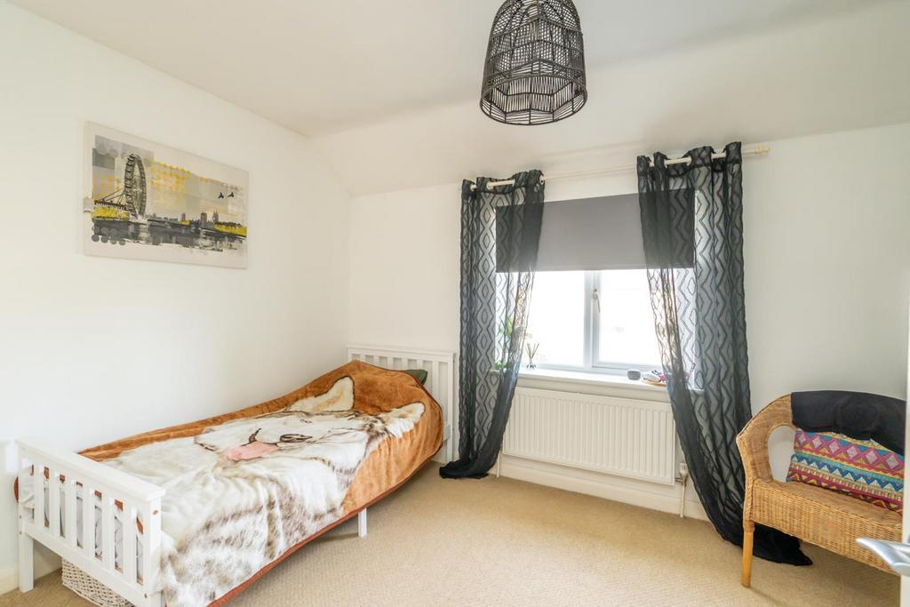 Bedroom 2.jpg