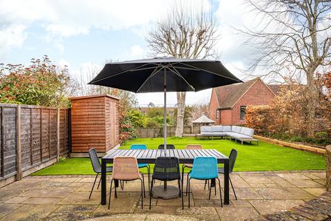 undefined, Semaphore Road, Guildford, Surrey, GU1