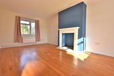 3 bedroom terraced house to rent, Chaffix, Felsted, Dunmow