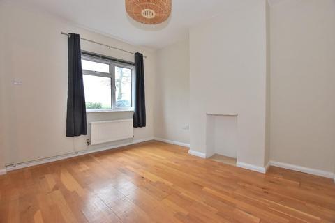 3 bedroom terraced house to rent, Chaffix, Felsted, Dunmow